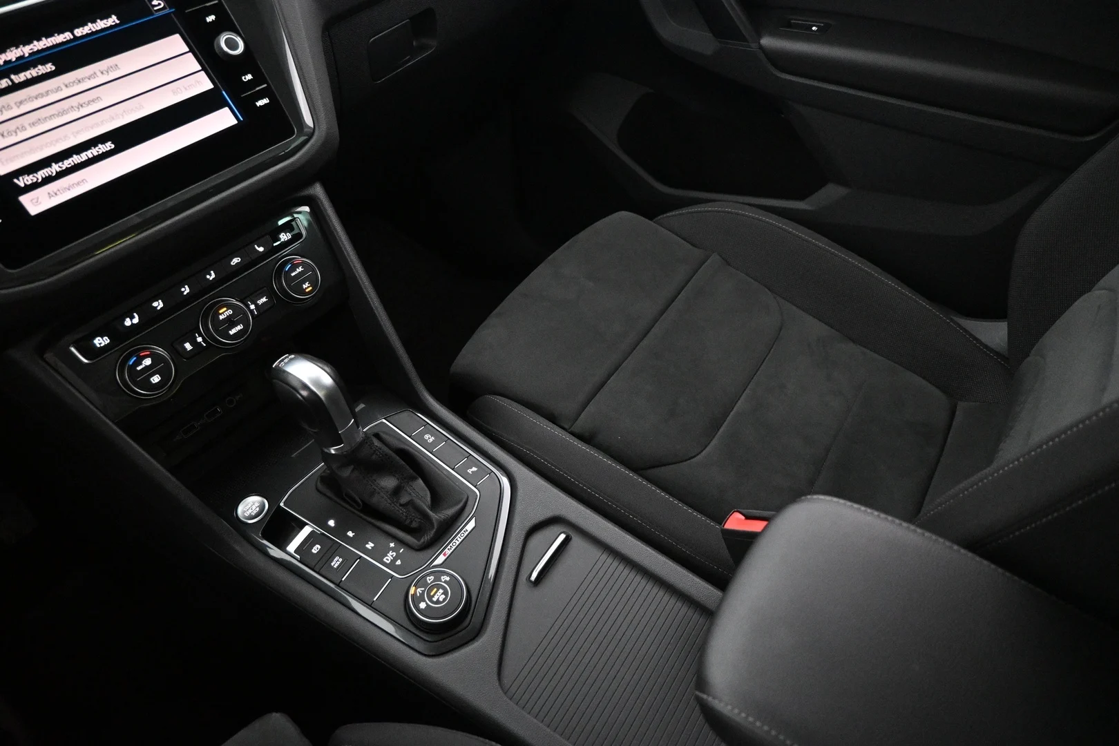 Car Image - 1V7qZiRkbHWPK9SxtkdEYP