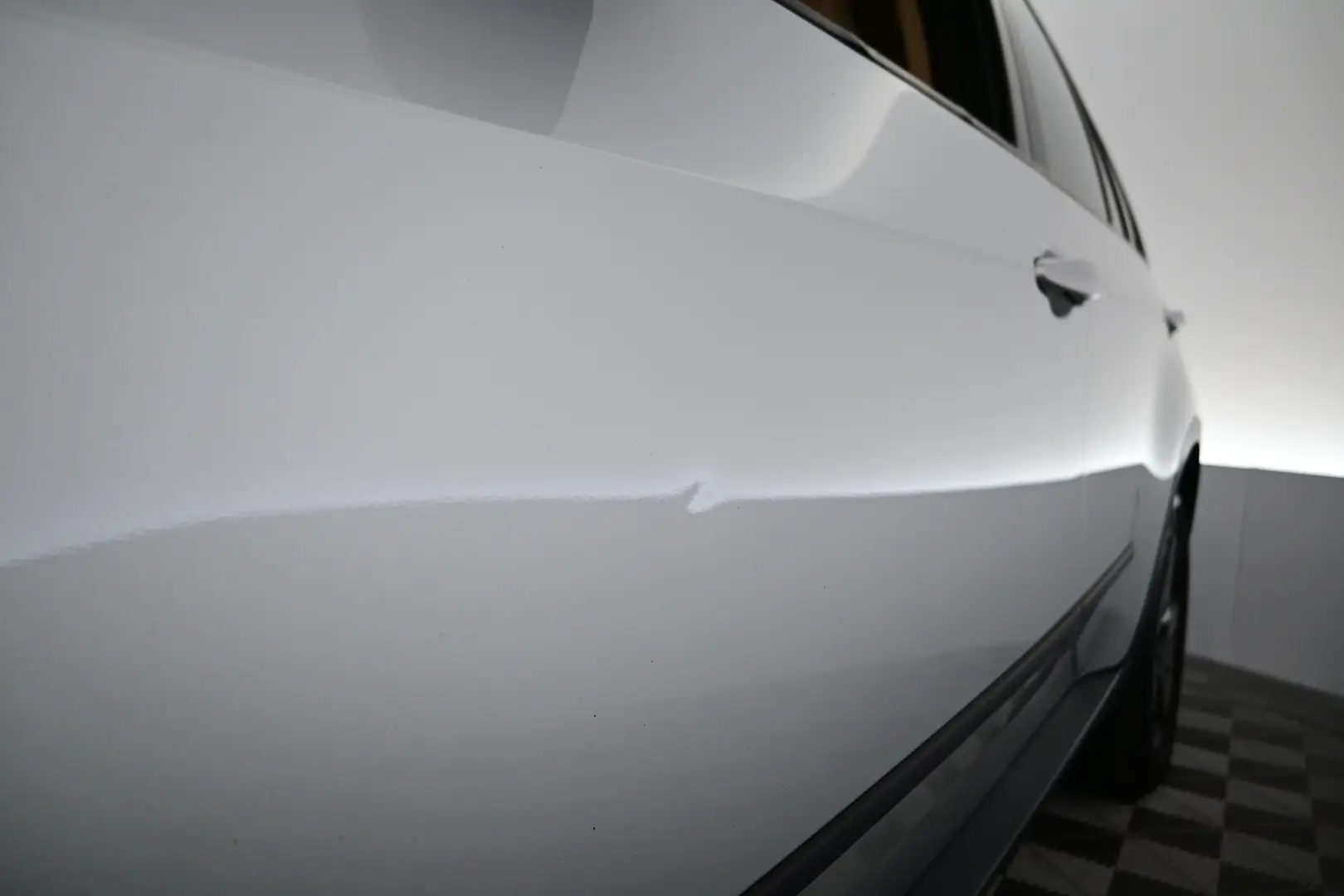 Car Image - 4TYQmdfHynXY8uSVUlIe6P