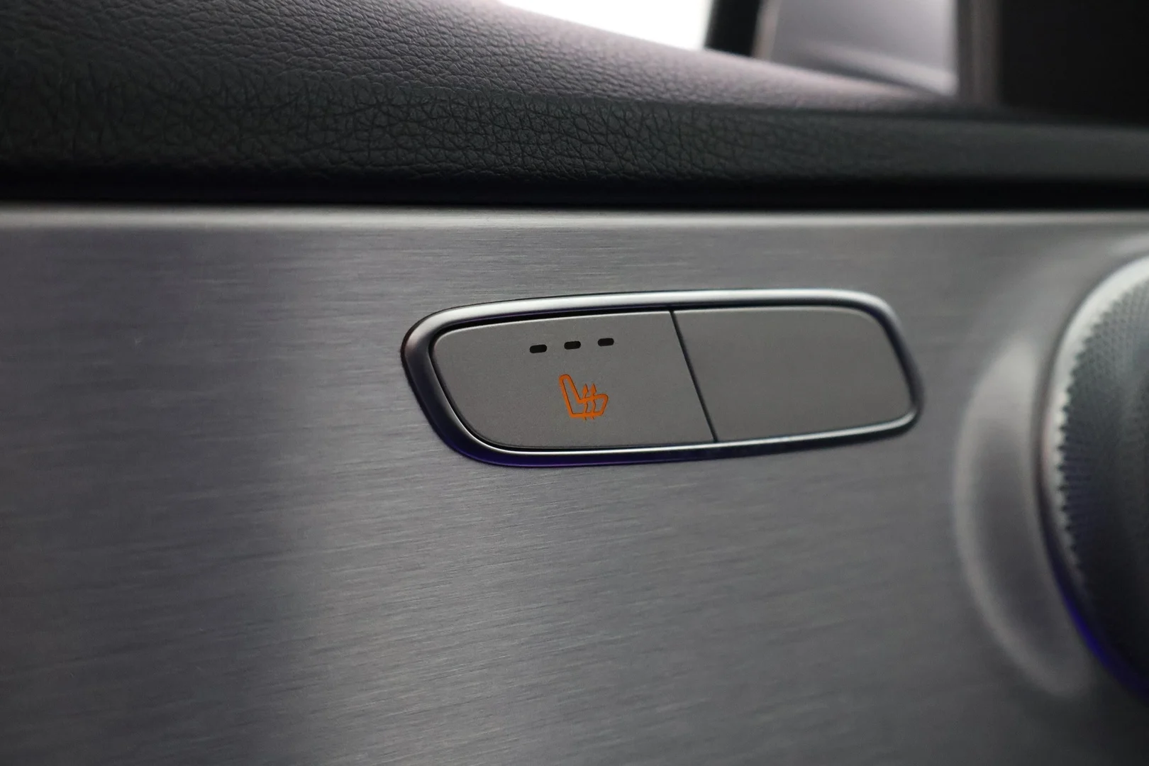Car Image - 3O7T4uXrNH547L0pPZ9GOu