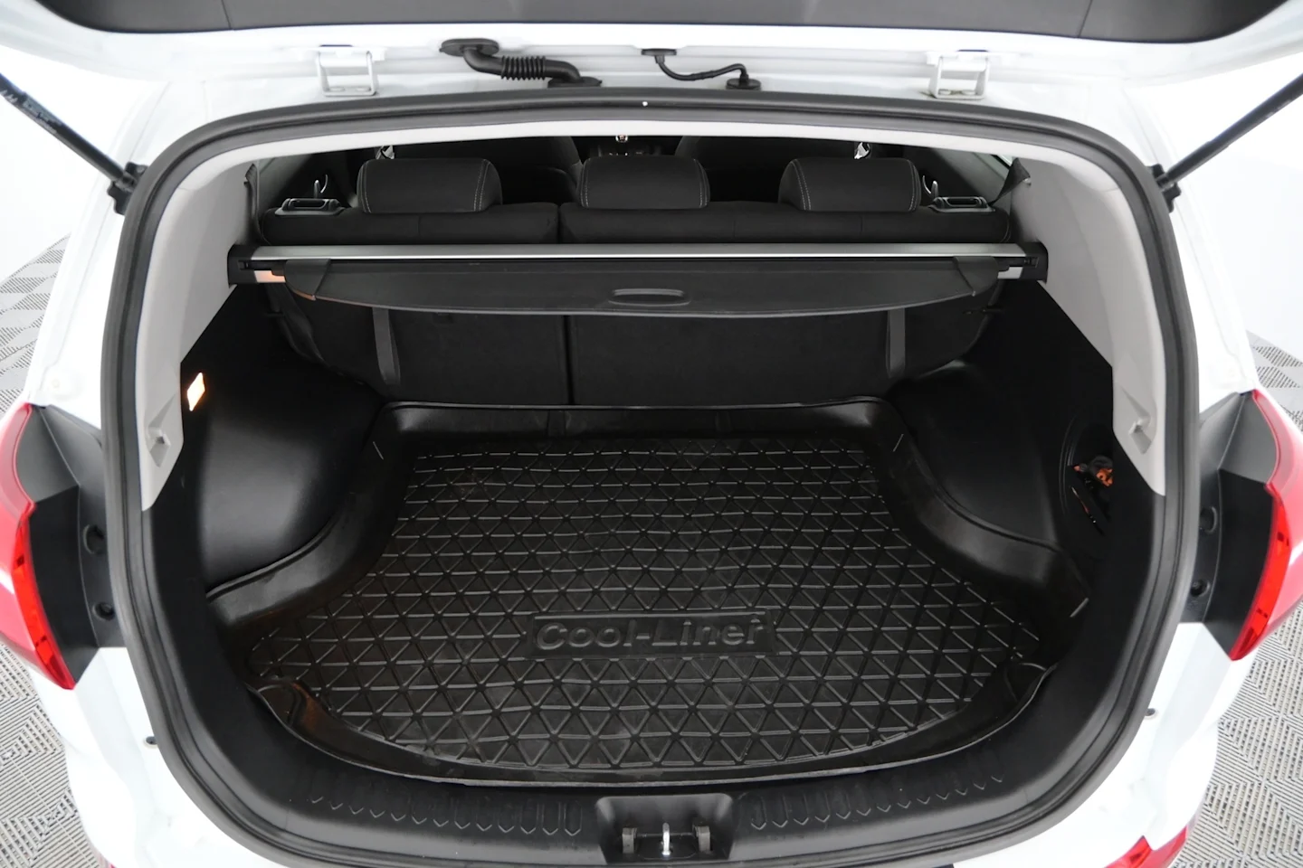 Car Image - 21VdwglFToKNPyHQFH2rWA