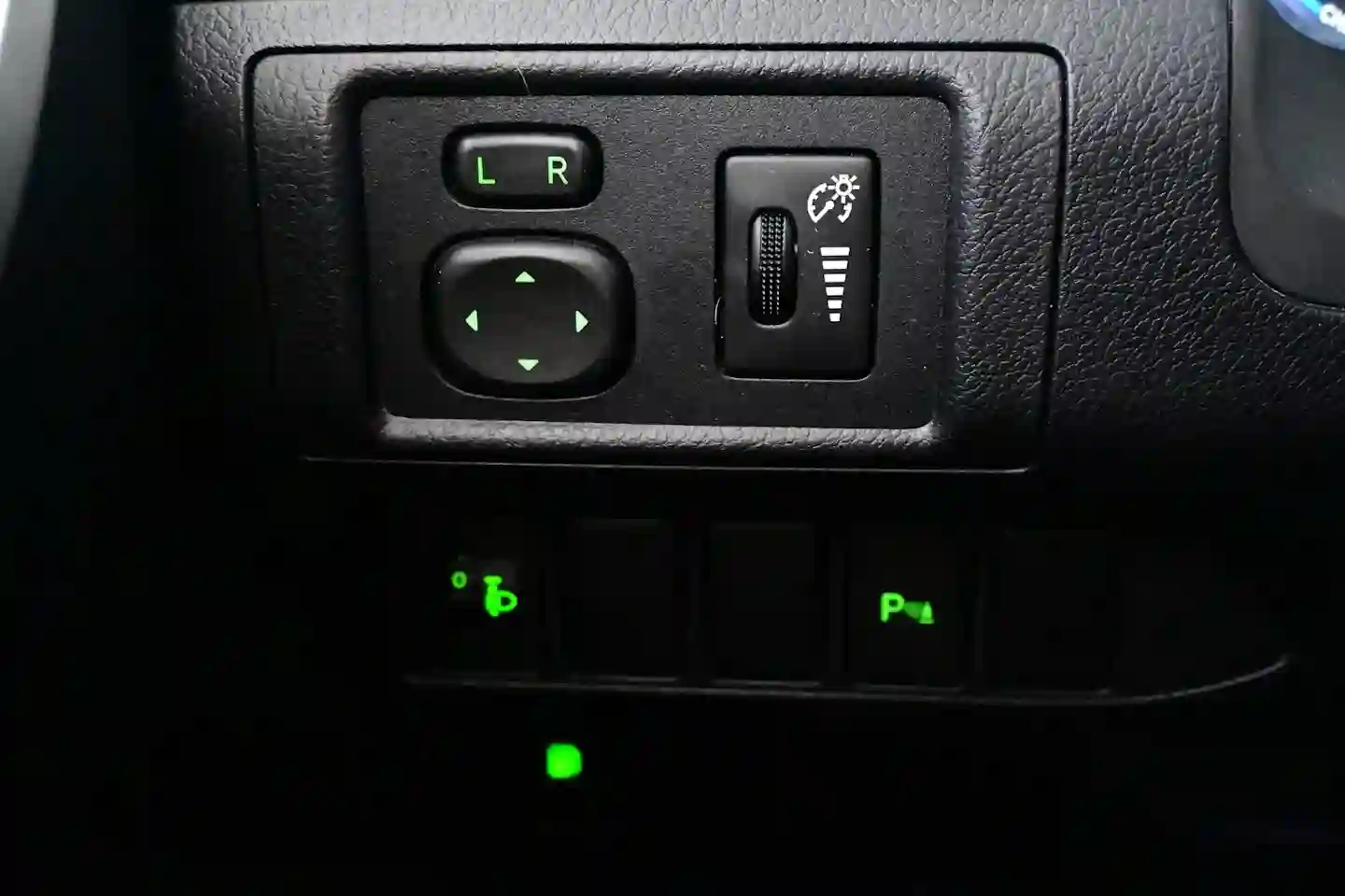 Car Image - 1UCF2guhVYGHKO4Mzm1eNm