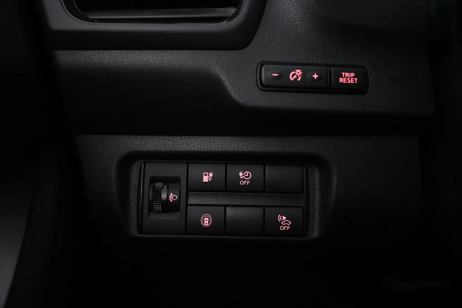 Car Image - 1j320PDRpWyiGN8rHQMzx1