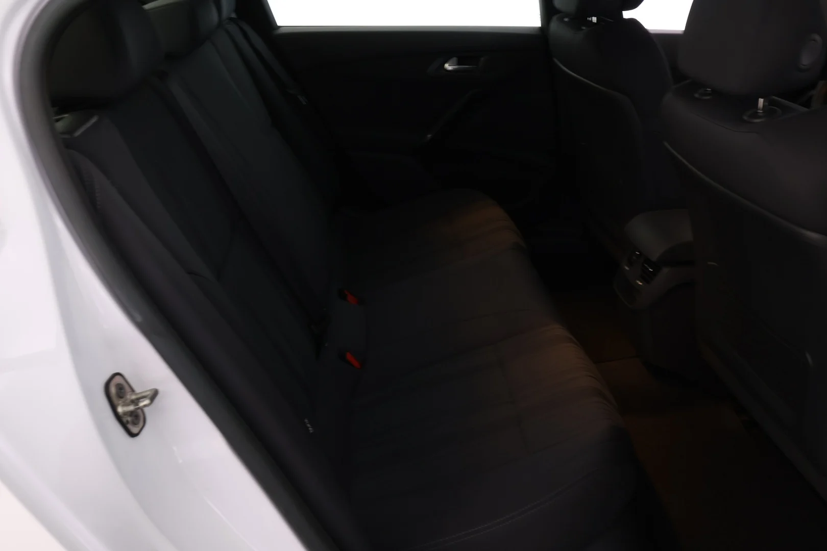 Car Image - 7mcU4PKgBtYgGzLD5N0AN9