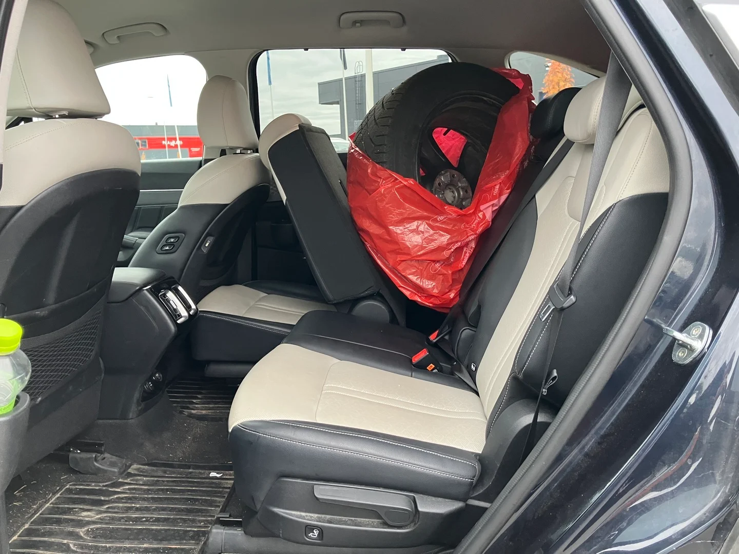 Car Image - 4CYRmauhgntLwTPqqt2wVc