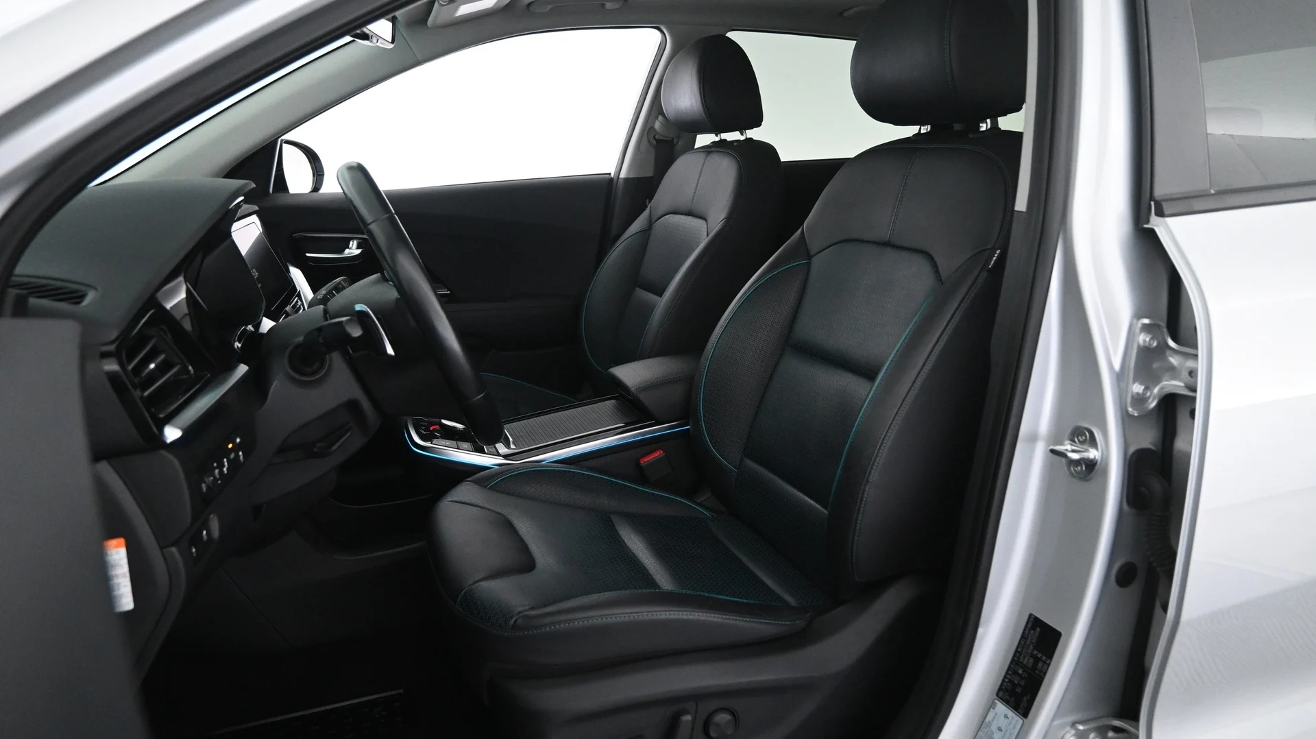 Car Image - 6vR9Ib1txQ9hbK3jlD8hbV