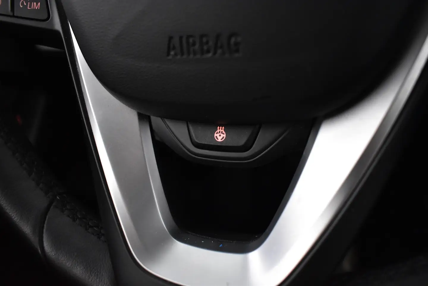 Car Image - 2fH8KxORdvyTB1YZ36yMU5