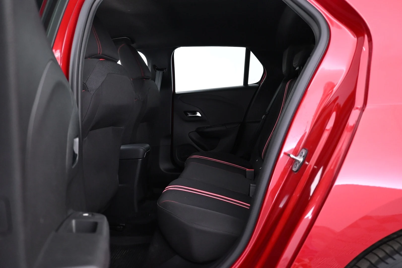 Car Image - 11q4viZe7KDgeaOB6DvliP