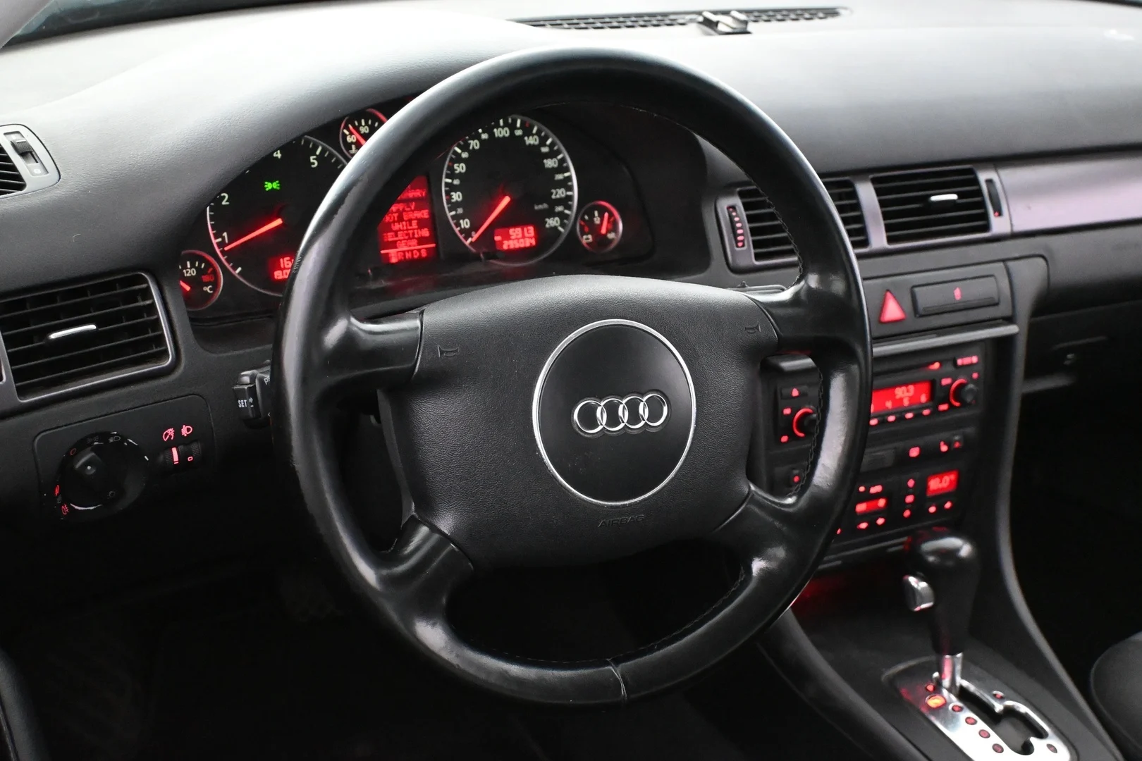 Car Image - 24xGJUJjM4DXAbuPrxcY0E