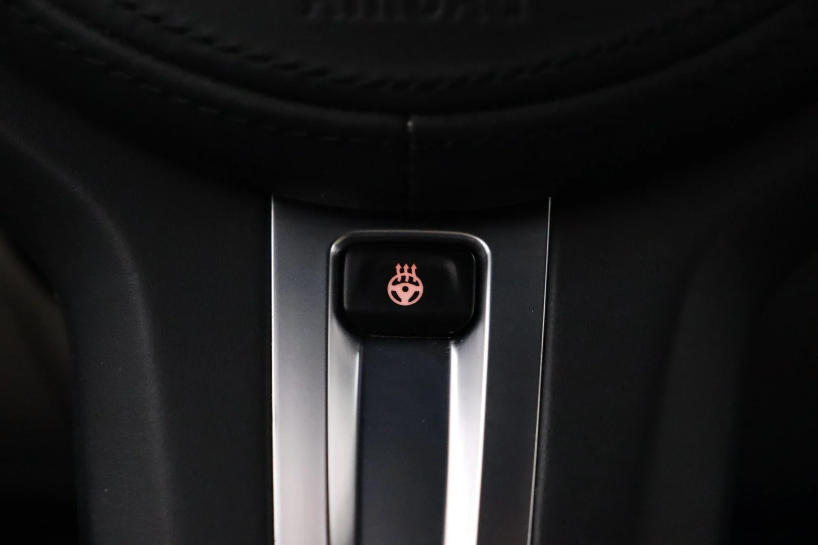 Car Image - feFPrz9YrIt9PnHarw85V