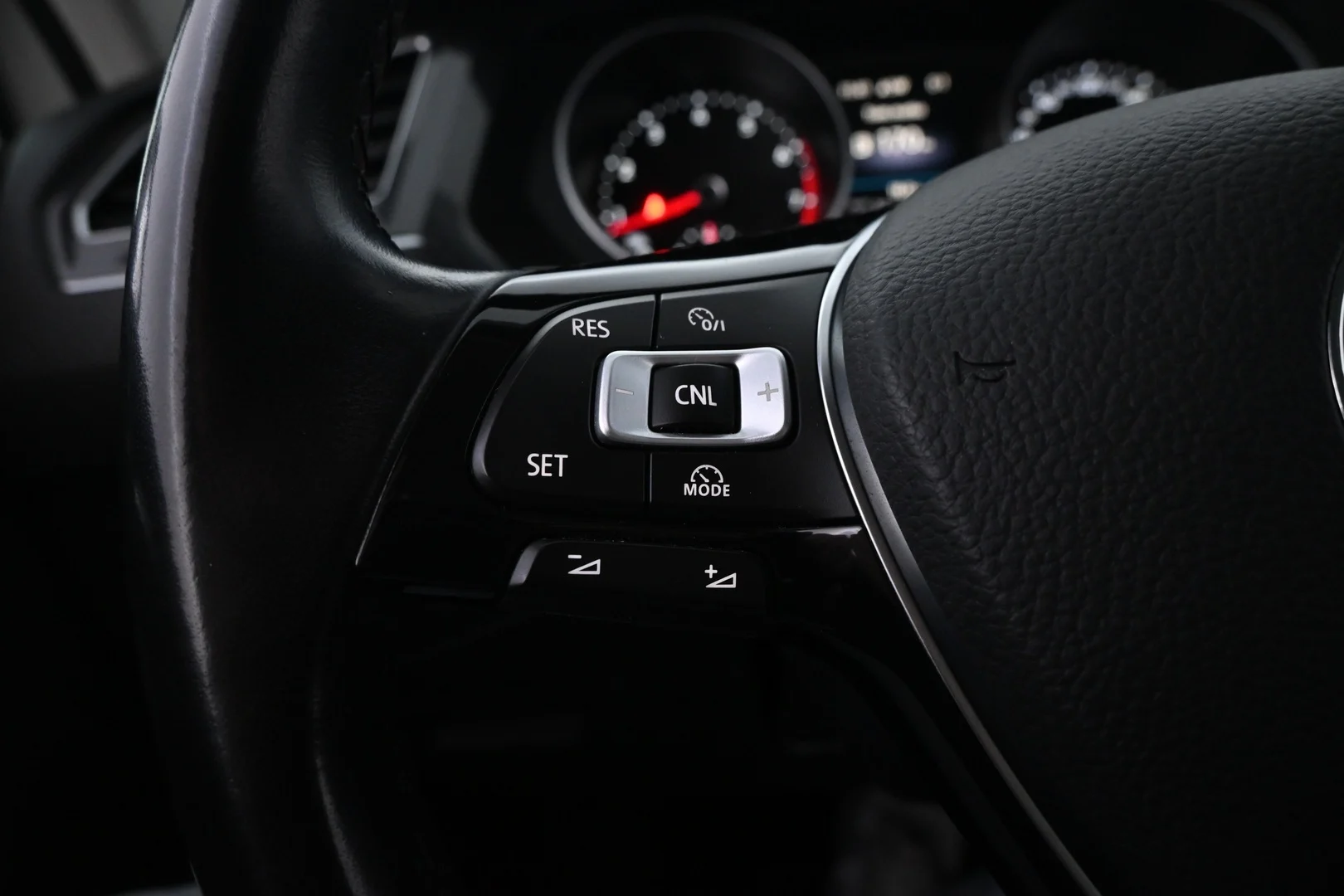 Car Image - 7l69kXpP6YWqr22azIRoBq