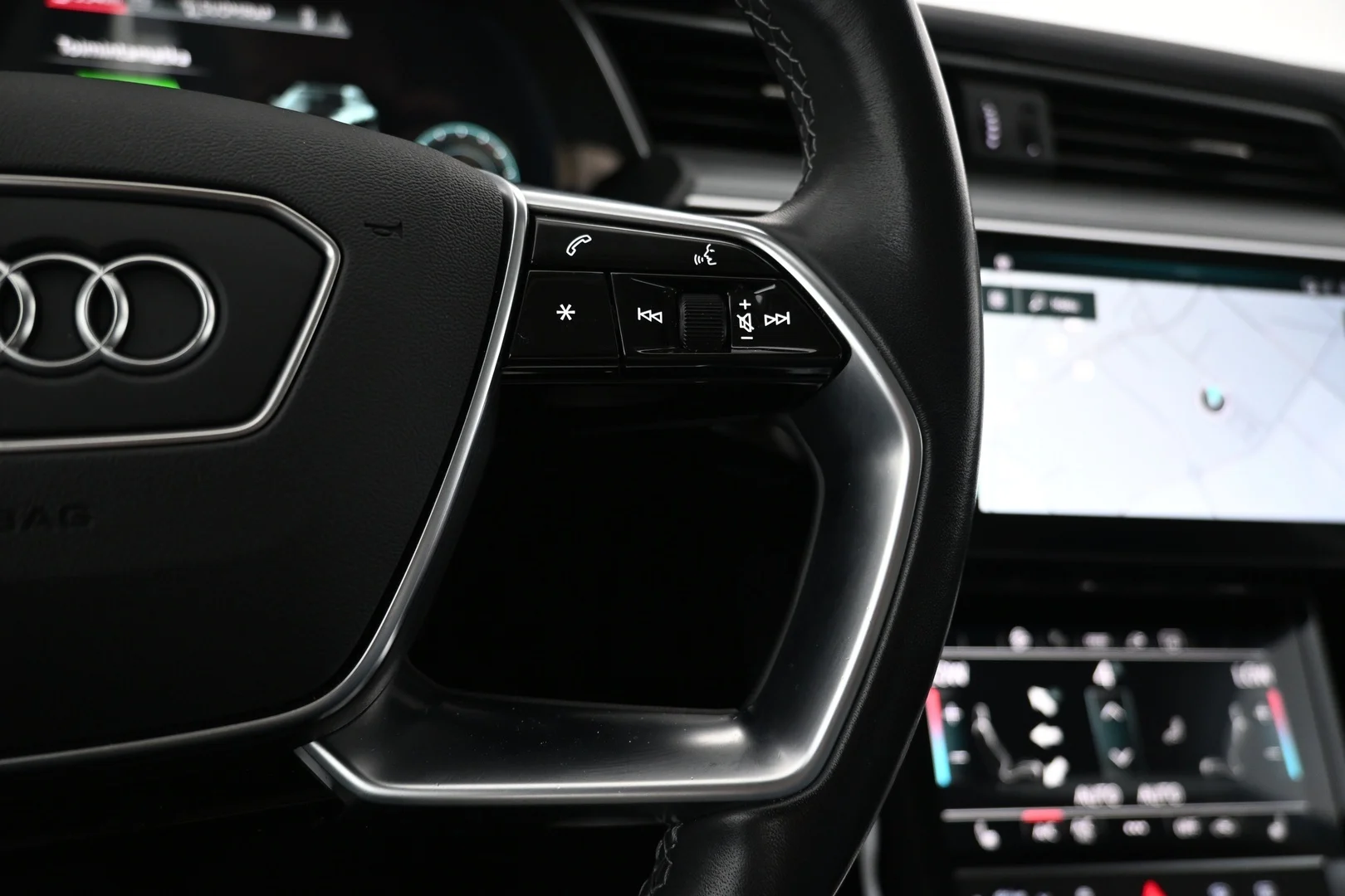 Car Image - 7eBT9sSv7lC2f7QFuuxrBc