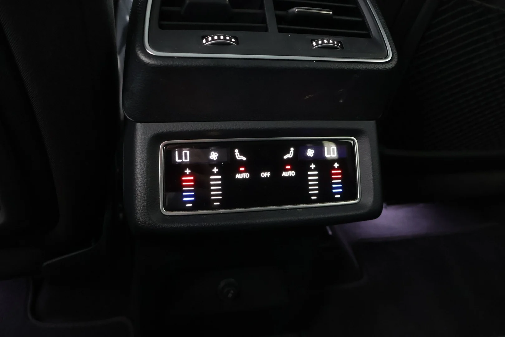 Car Image - 2iGQGq4I2uFdeTAfPJseSB