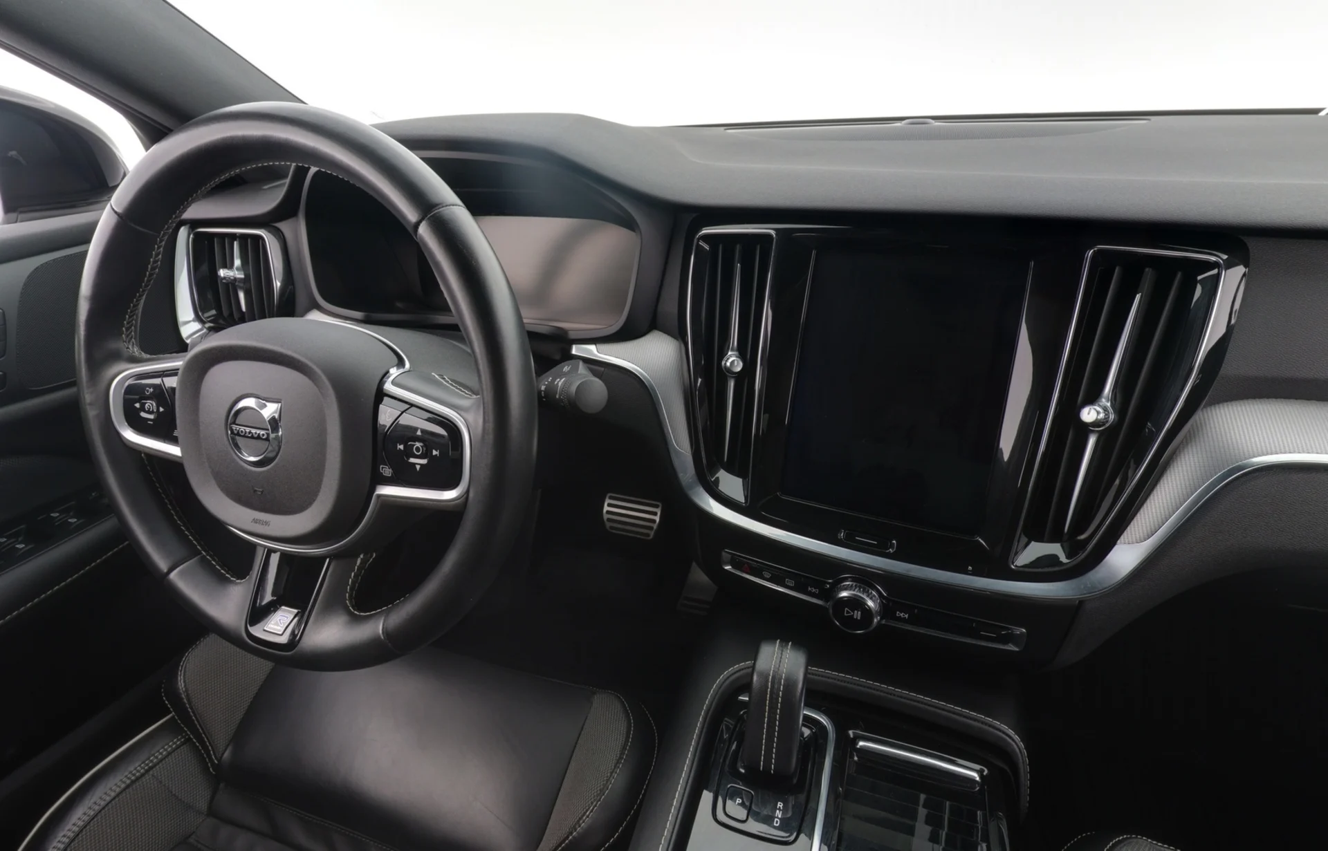 Car Image - 10Vrtq7D1rDmDQvZvlNR1A