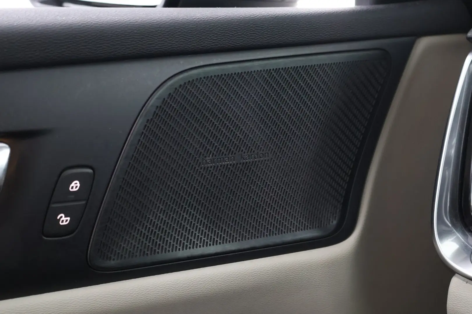 Car Image - 4xgDOvr5C5psdW7T1Q00Lt