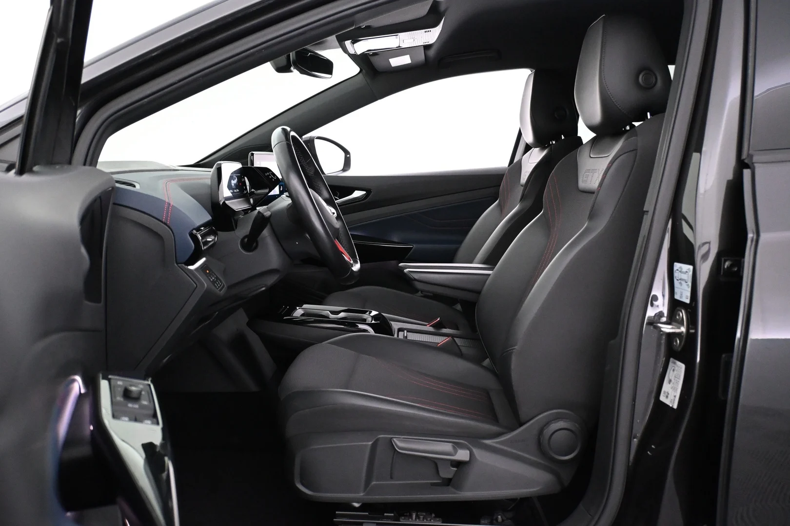 Car Image - 1V9bdqdoUmF9FiC5Aup7Av