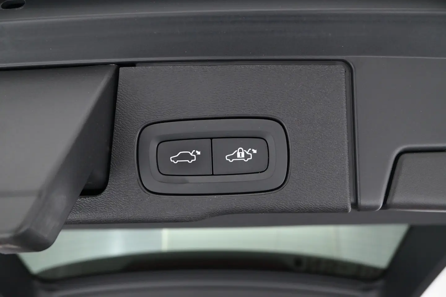 Car Image - 20P0X5j1Zr6QI8VzAyKrYl