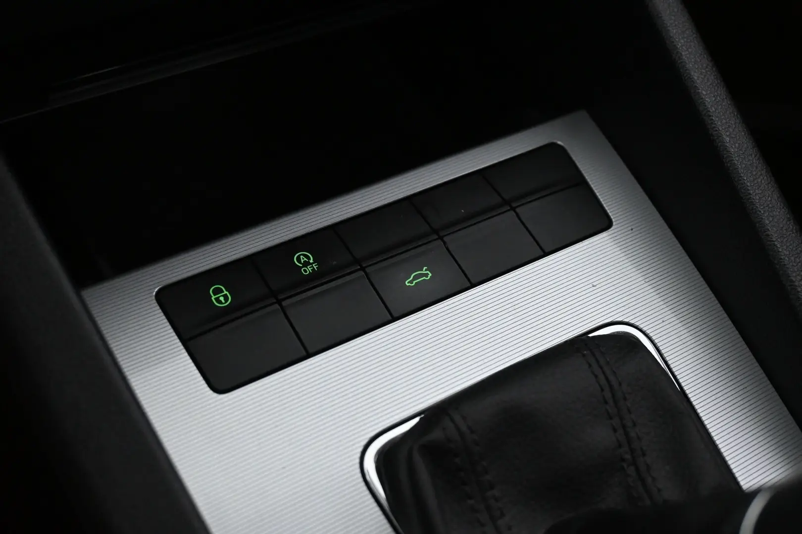Car Image - 6uP9j8PVpmDpYNYIxBjsod