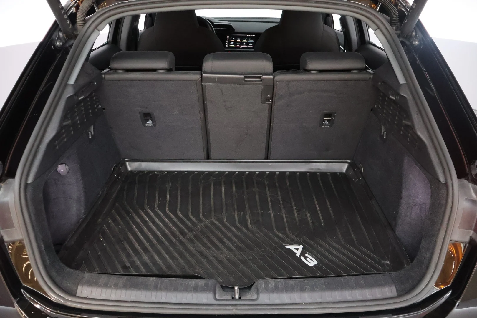 Car Image - 53HUm62MoZJMN4by0MKPR4