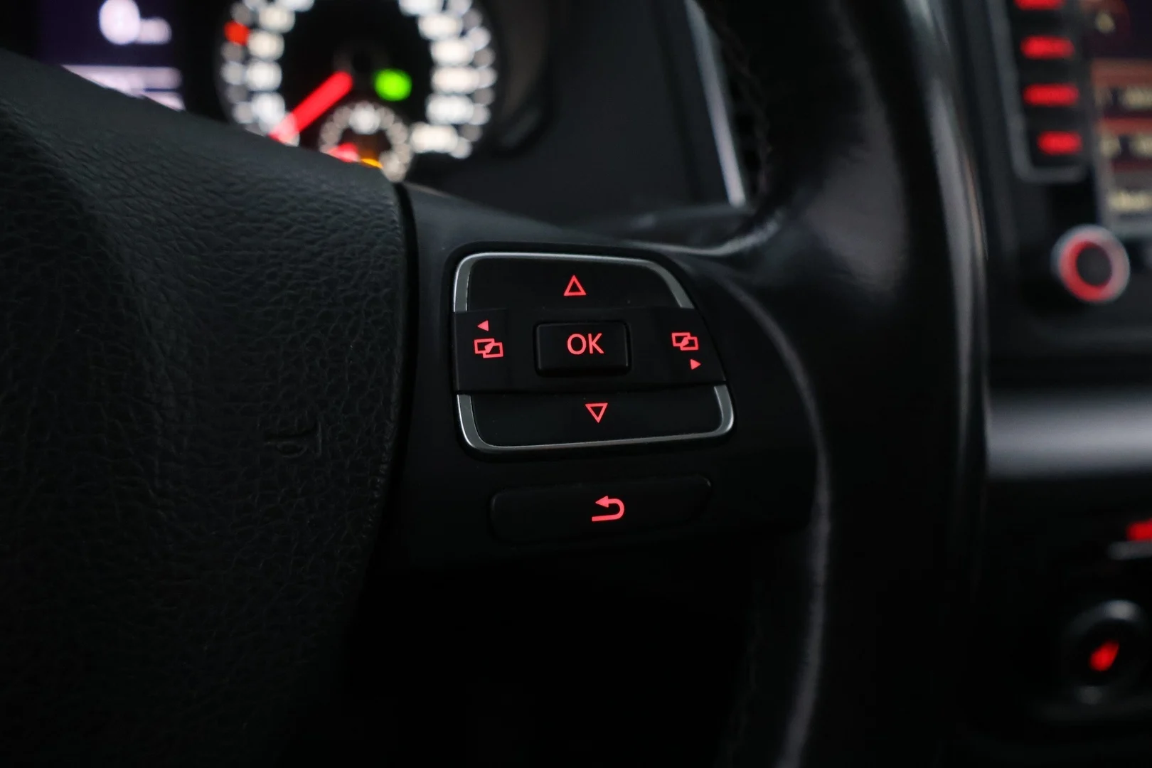 Car Image - 7DZtatoahPqTaLwSv3Ys4h