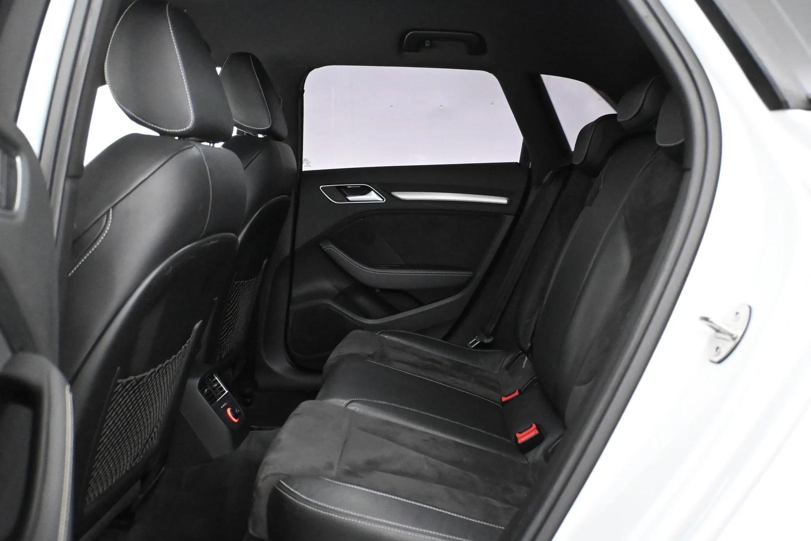 Car Image - 6zBSJC7zPp6ATeJzJmZXOZ