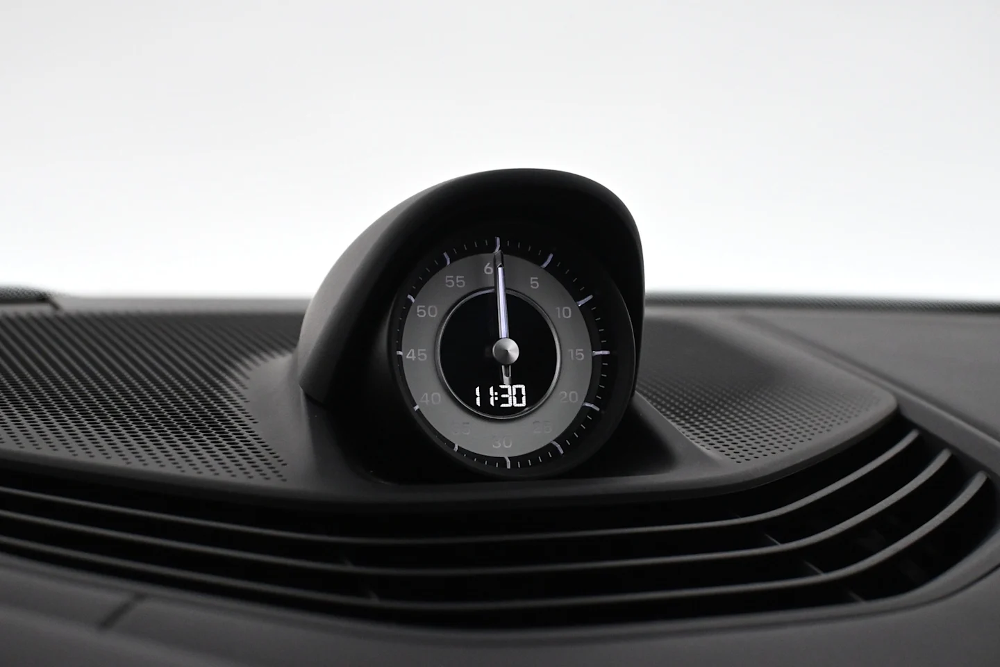 Car Image - 56LxVXfXumyknUjqB9NrIc