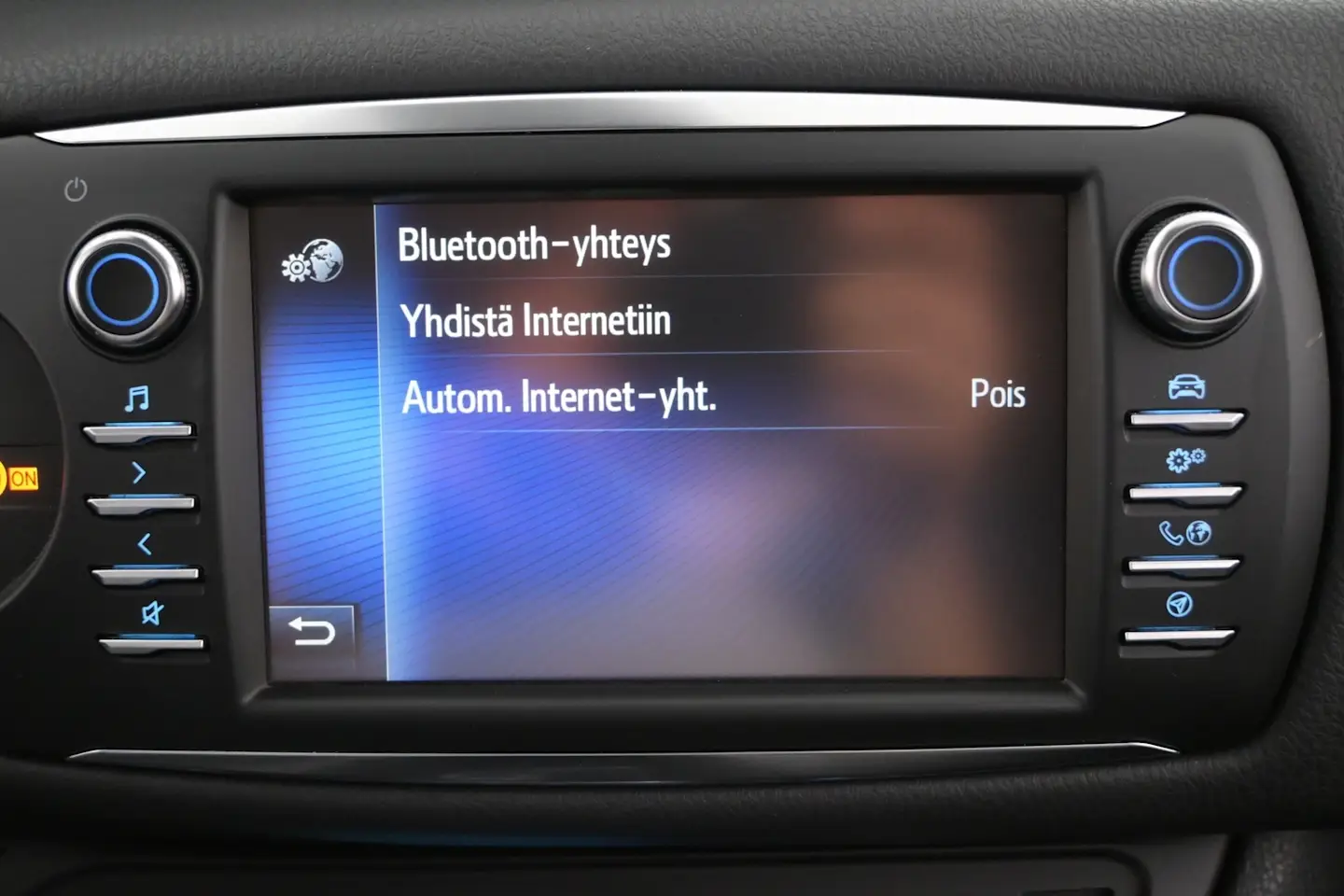 Car Image - 6MUoo0UofYC7e4LaxioKNa
