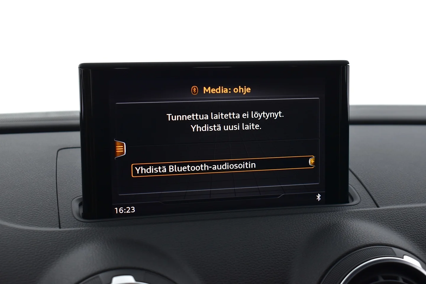 Car Image - 3UxOW2RicncyZbS9XYZtTL