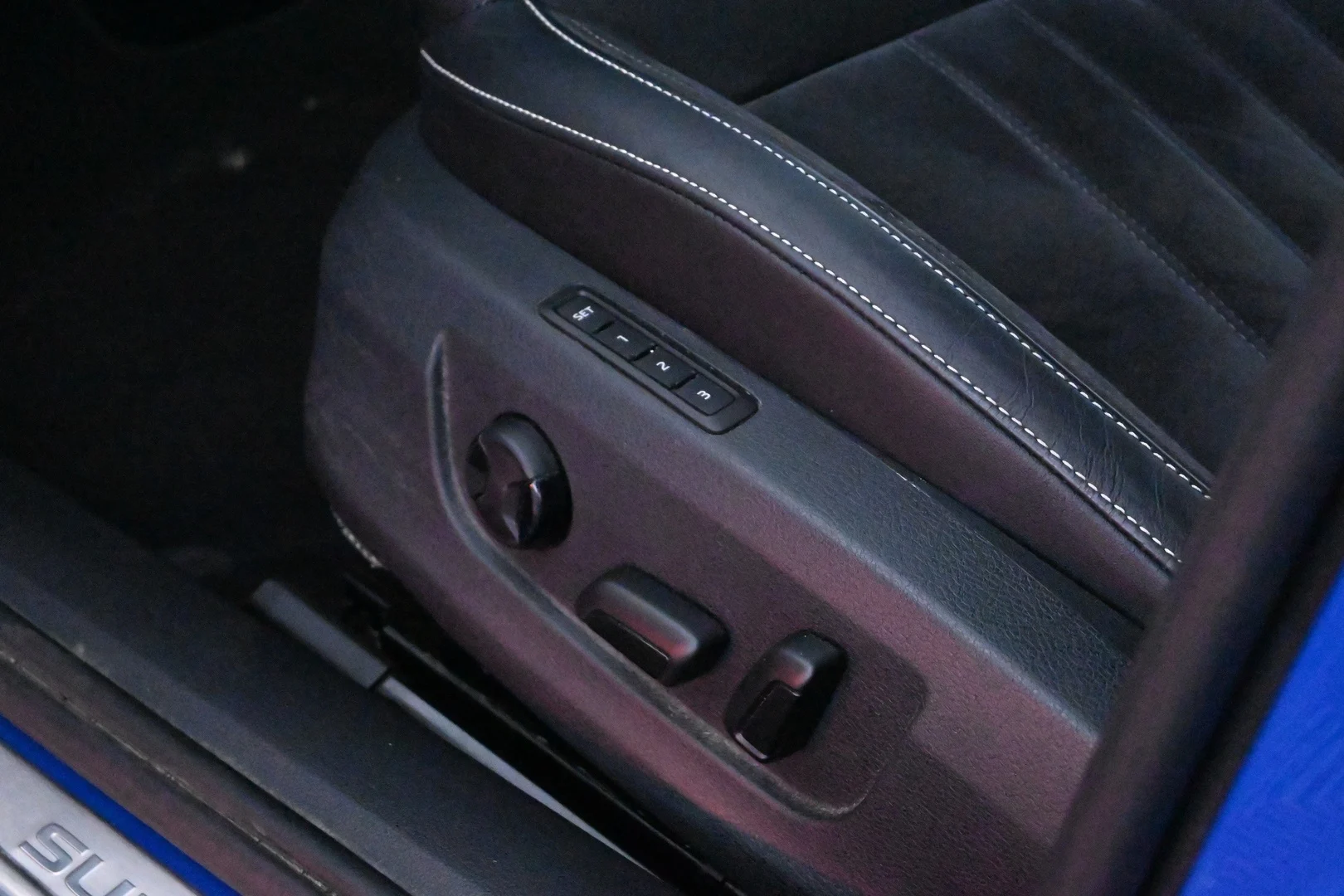 Car Image - 6xxFfqOQ82af66d18jjiUf