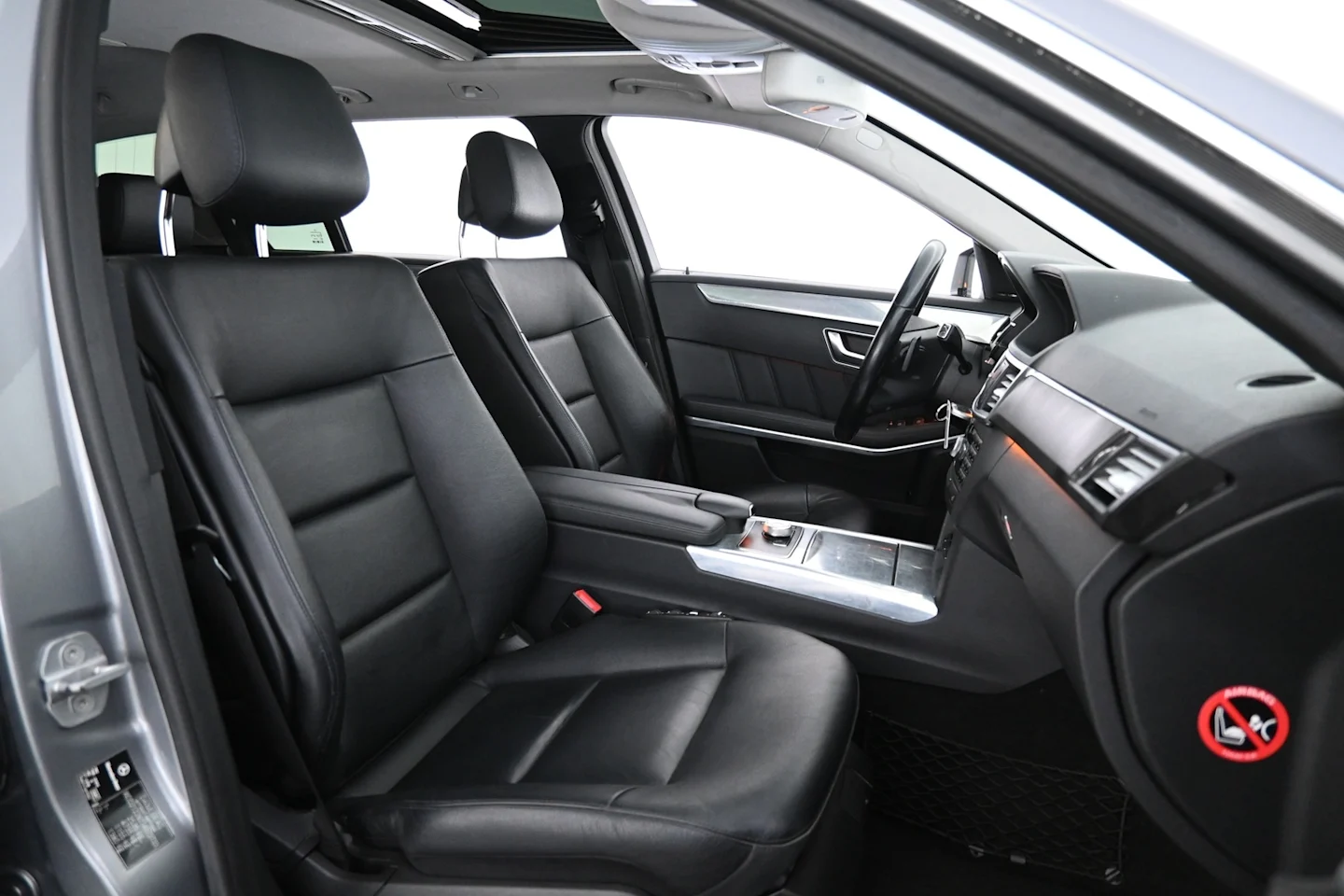 Car Image - 5IuRWNUAFzooUEJNFG24IR