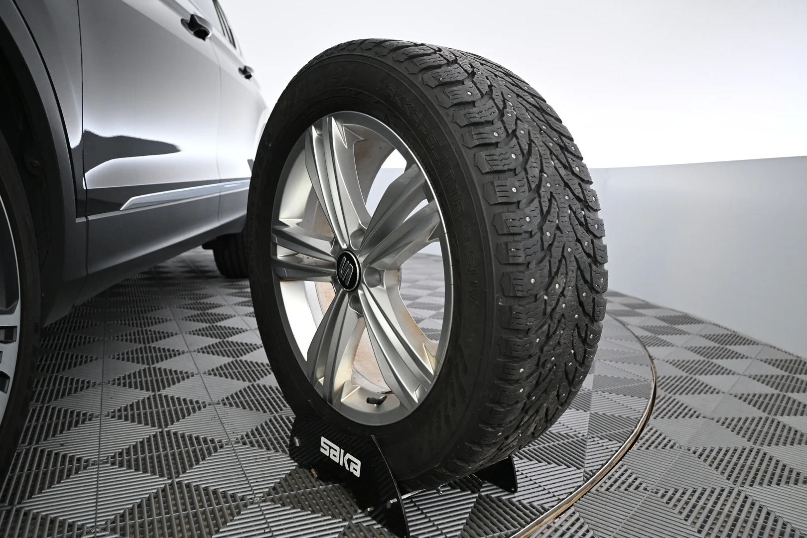Car Image - 168Cdp2ijW0N3NOxZvpmyo