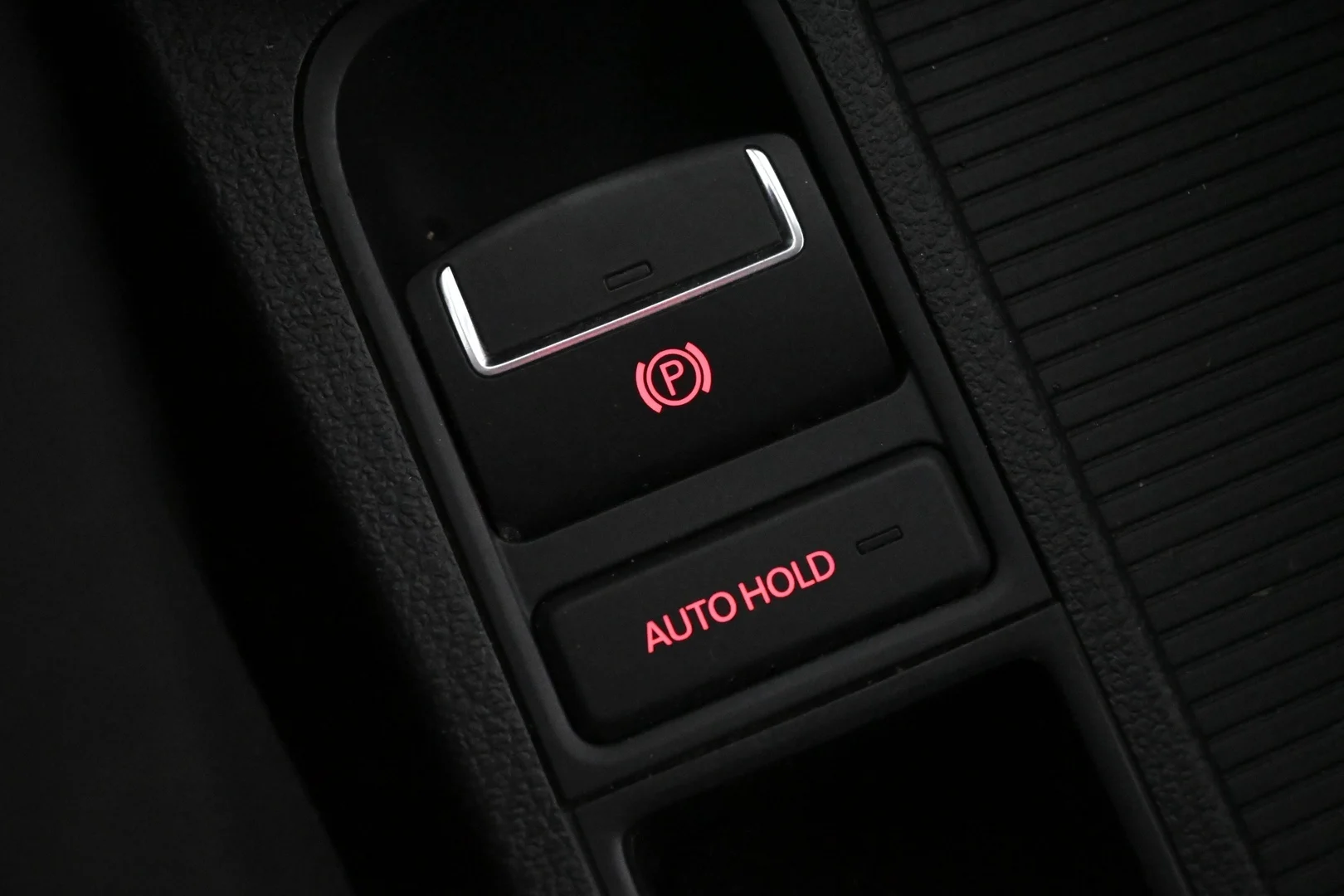 Car Image - 2jsa5pxqfQYAlQUCIvXHPi