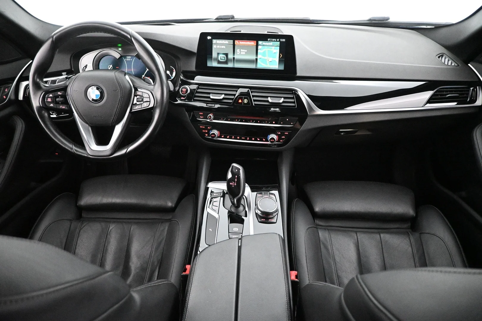 Car Image - 4ul3pd8AAQOlQZ4kDGy4zV
