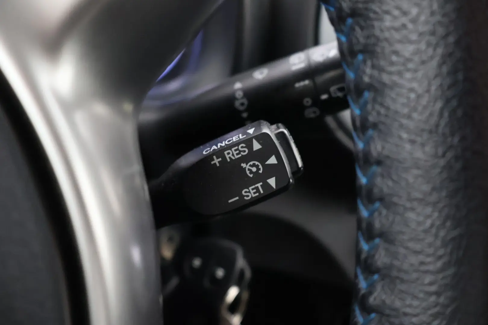 Car Image - gygqiG3lHMXeHmfCBUV2T