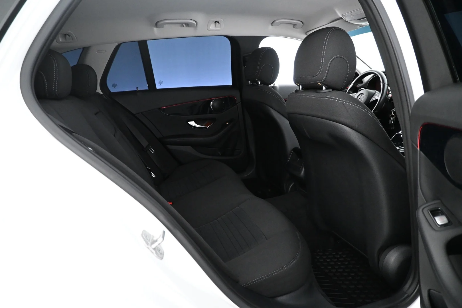 Car Image - 29F2Ml1JerppW0YM3TFuTQ