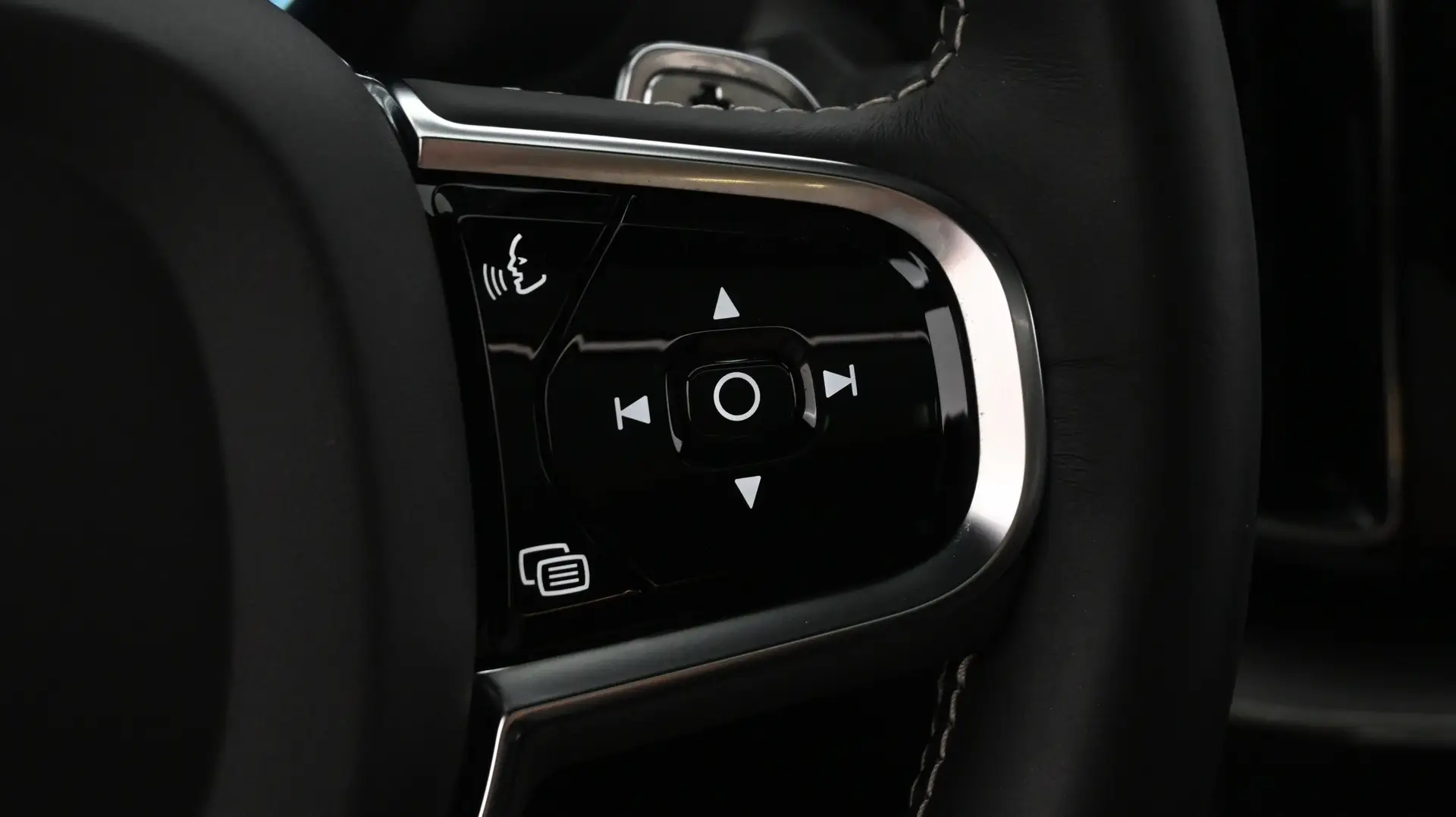Car Image - 33gfgWDo4y6mFhlbbQwU6J