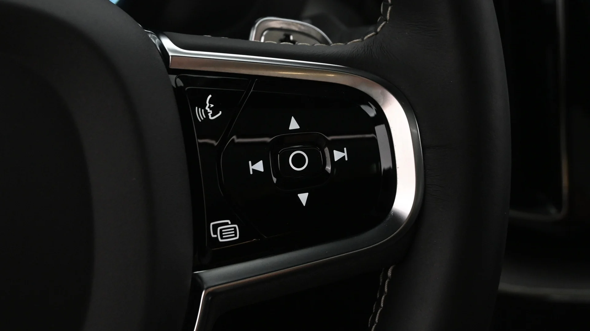 Car Image - 33gfgWDo4y6mFhlbbQwU6J