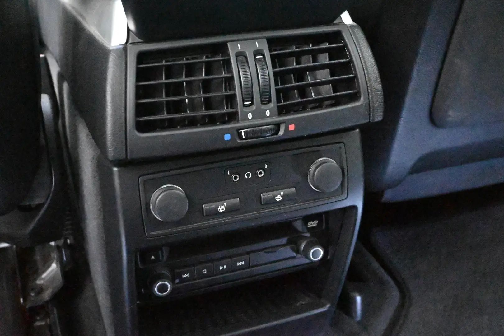 Car Image - 2aySMZtUiueZOIIRUPXIVL