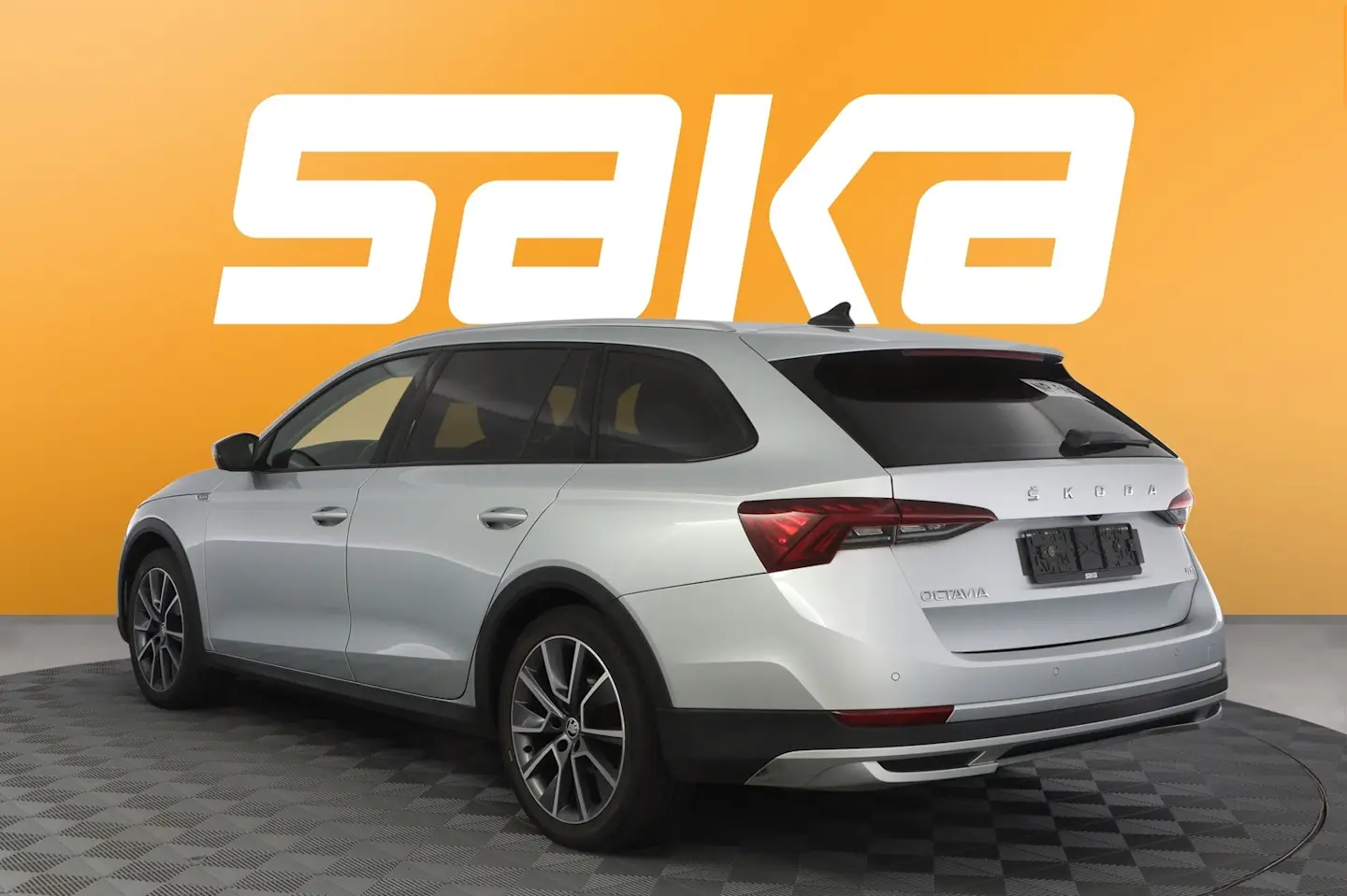 Car Image - 2EfkNSnuqorMw3kbl50LBk