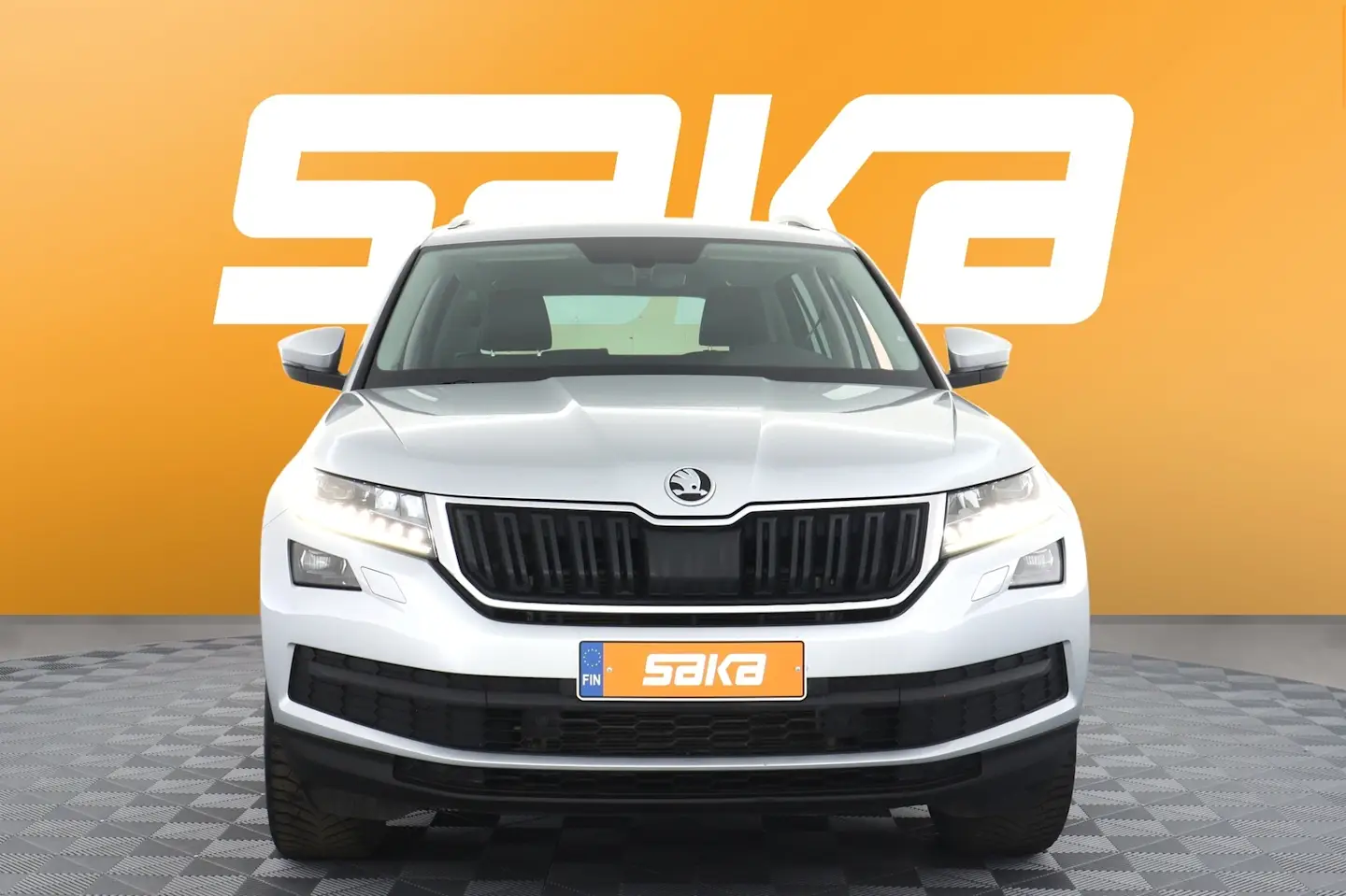 Car Image - 3nx2S78ilQhl3rLAELbaHH