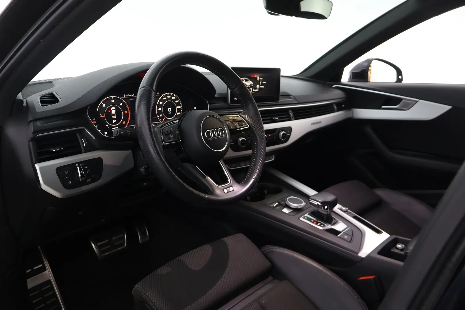 Car Image - 30ww6dfrPnKHOVl7iO23ed