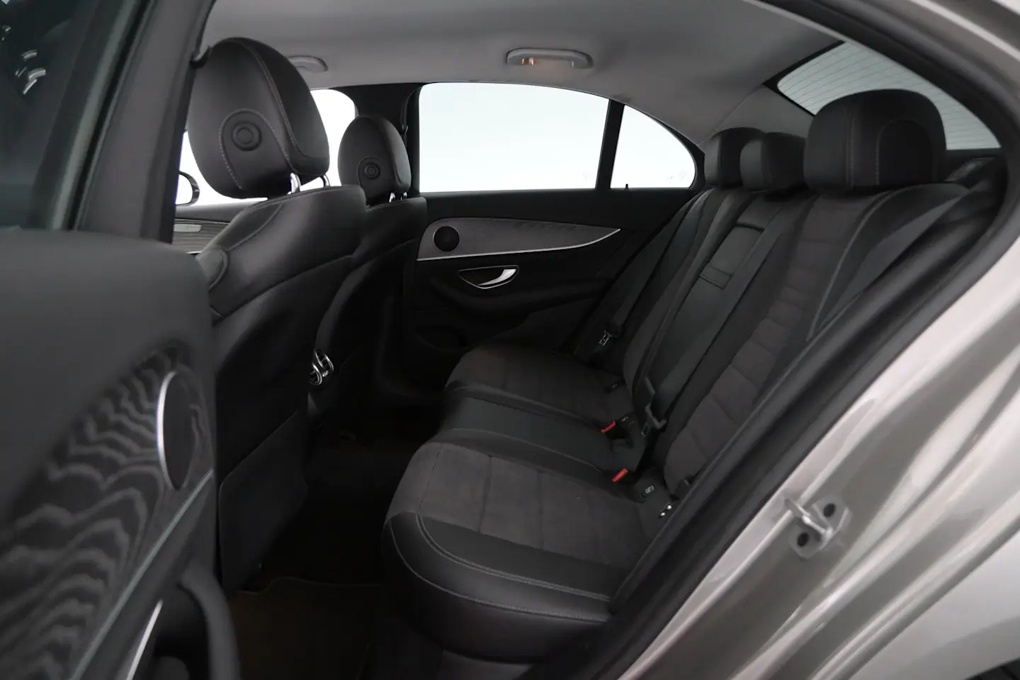 Car Image - 37Aj3VYshQSYGeFjnoV06K