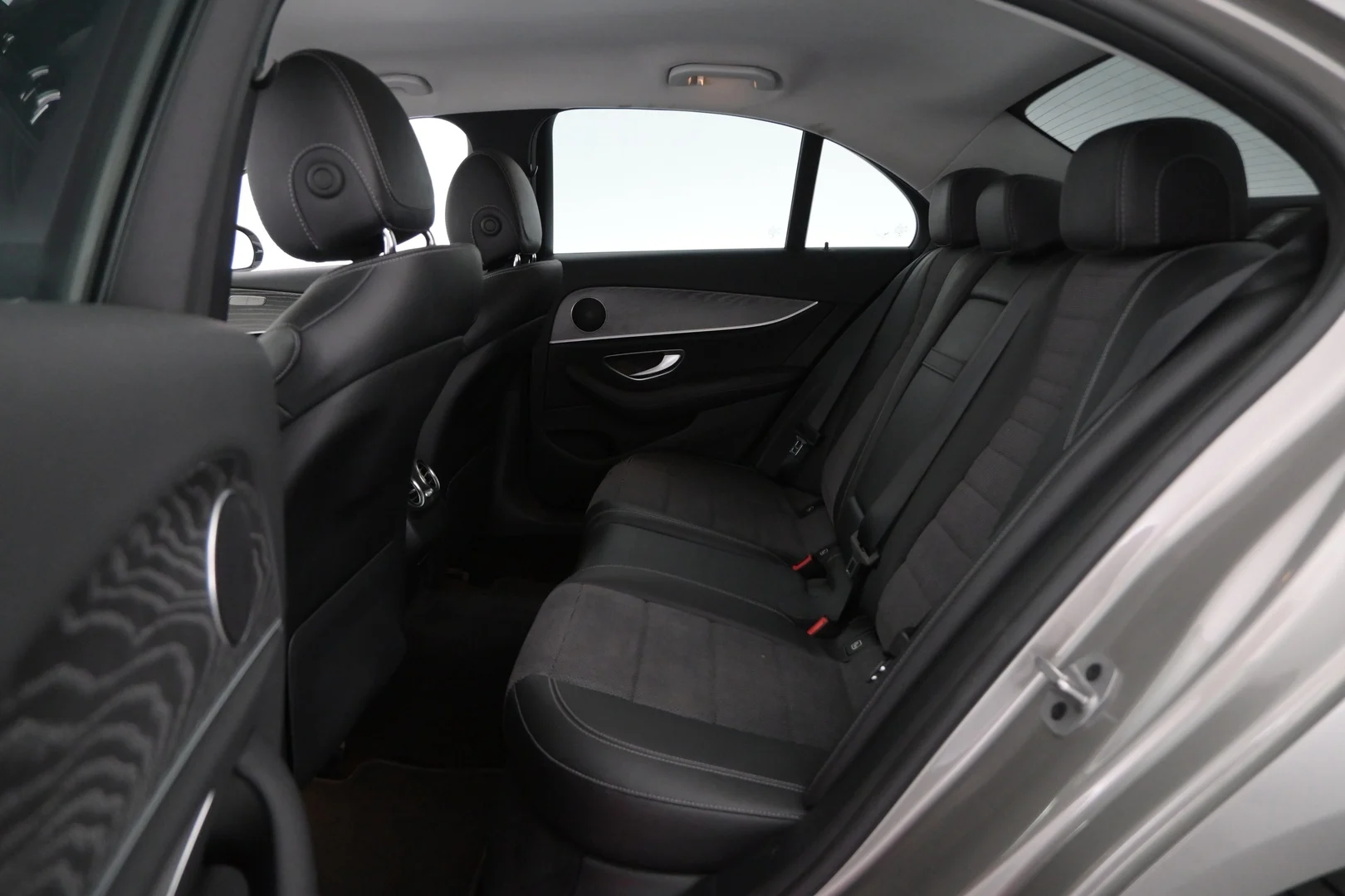 Car Image - 37Aj3VYshQSYGeFjnoV06K
