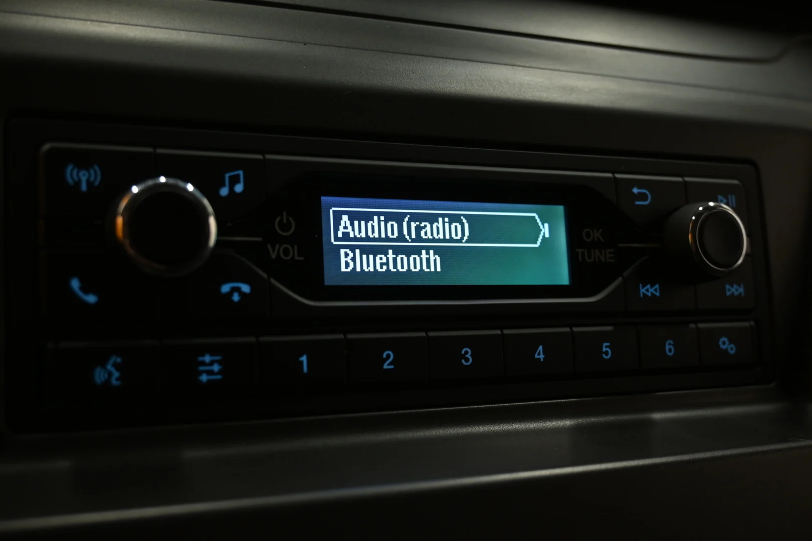 Car Image - 1Jxl2dVDExLWHz6BDXfS3m