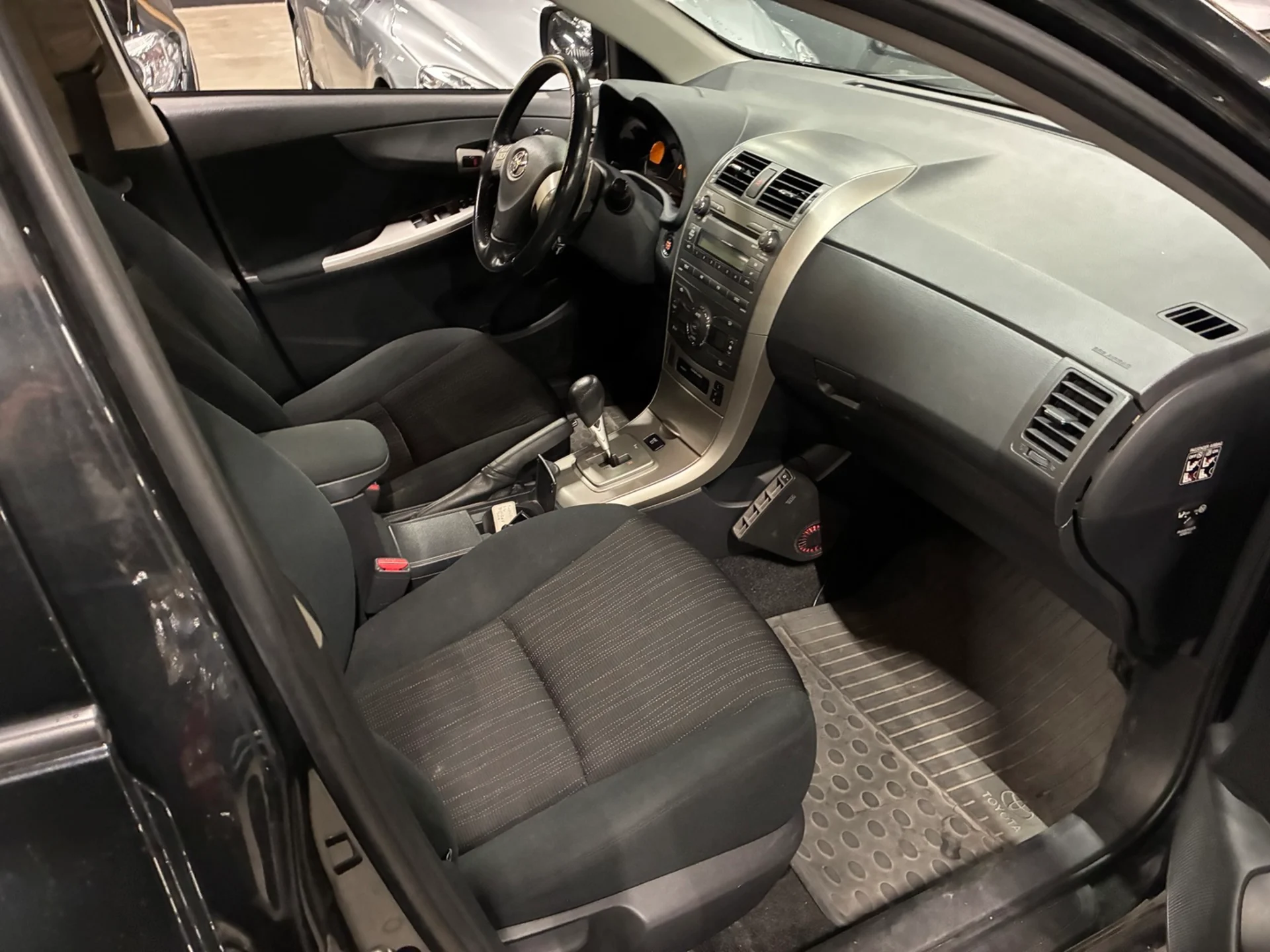 Car Image - 2ws3Rr1HMqx3nTBqUjPKy8