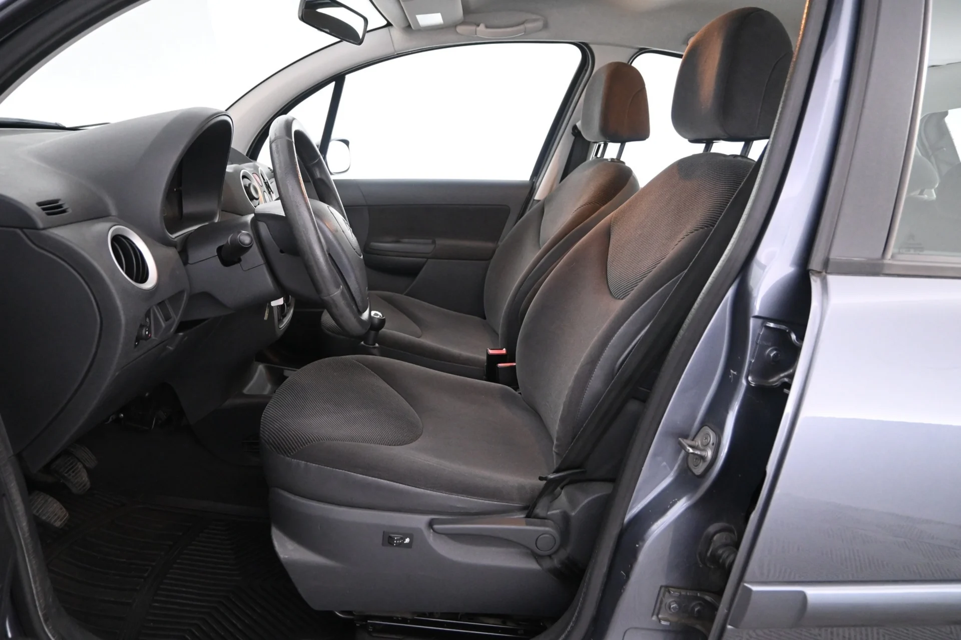 Car Image - 2ik8efcPr0xwsuUyvOhsnS