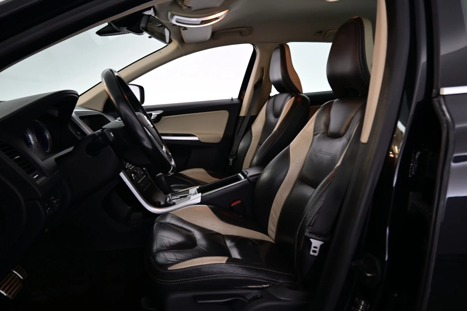 Car Image - 3HkOmefMAkVYcSdpRVjHsf