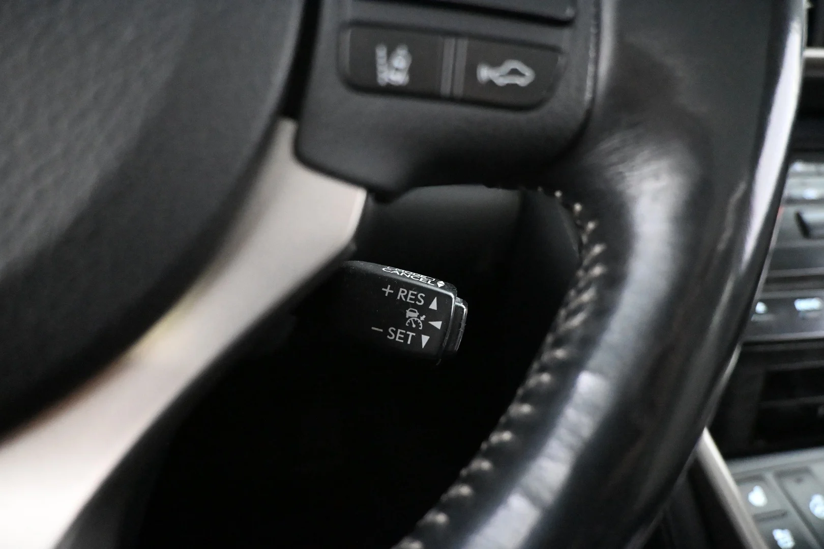 Car Image - 6nfeN7oxERpoqUbYsRz8oC