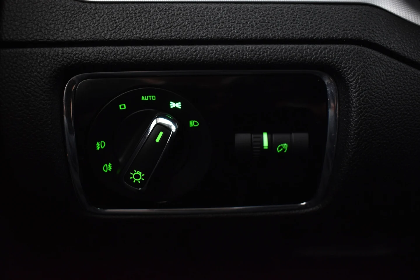 Car Image - 5K4bHtTqyn7SOwALEdpaQZ