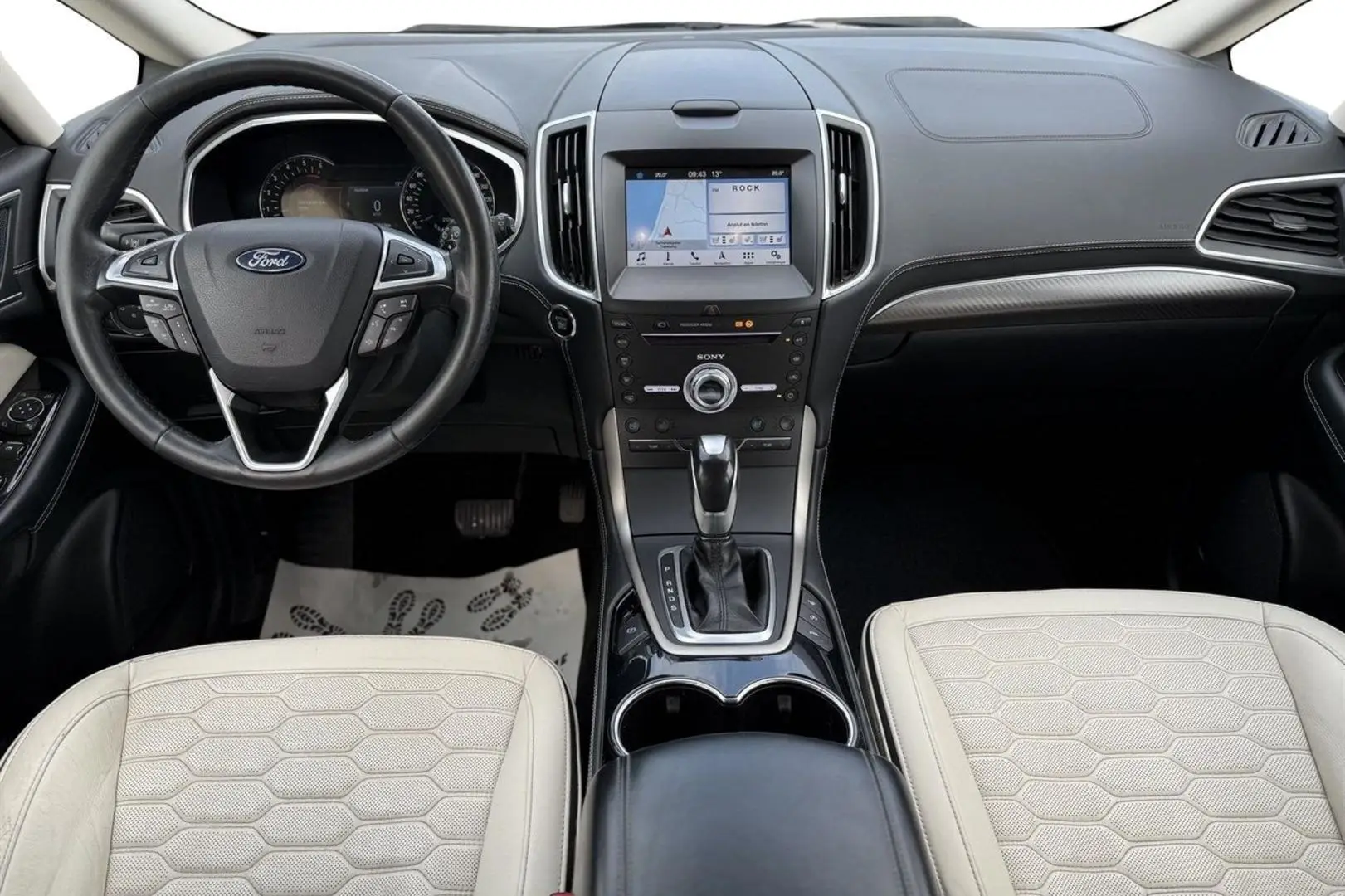 Car Image - 3T0WmCcHMrqqH1y786YRb2
