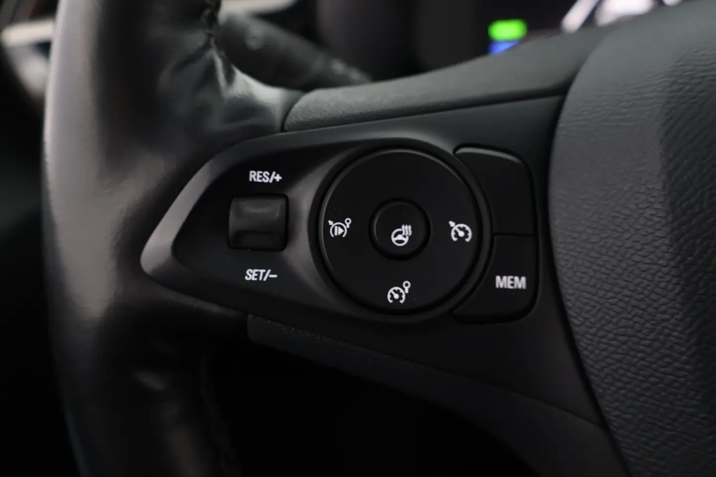 Car Image - 1bvRX8ztjFZiB2gkYDhJHw